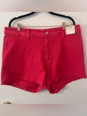 NWT Universal Thread Red Sailor Shorts 3” Inseam Women’s Size 17